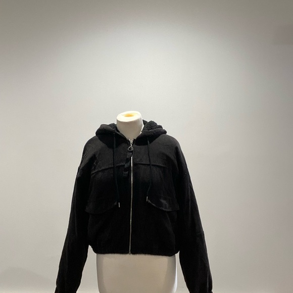 Autumn jacket without stains and defects - Picture 3 of 5